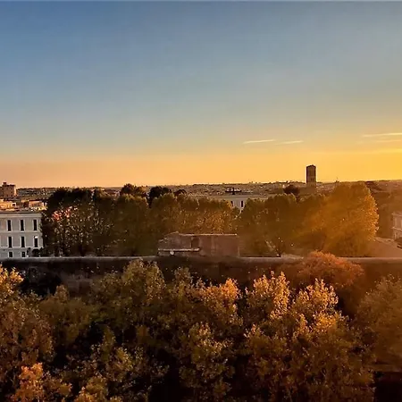 Apartment Penthouse Near Rome, Free Parking. Rome