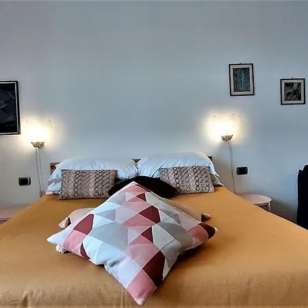 Penthouse Near Rome, Free Parking. Lejlighed *