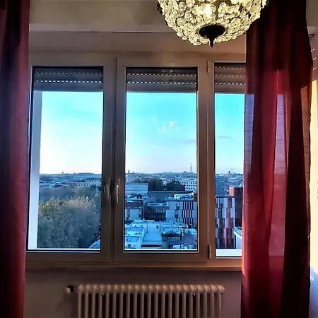 Penthouse Near Rome, Free Parking. Lejlighed Rom